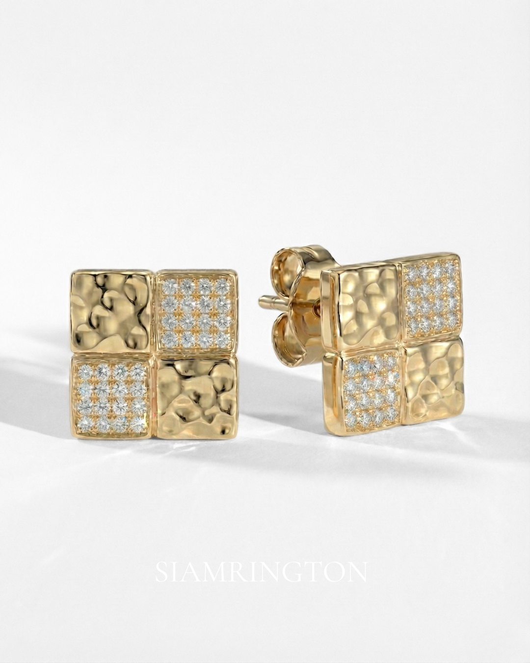 0.64 ct.tw. The Matrix Hammered Studs